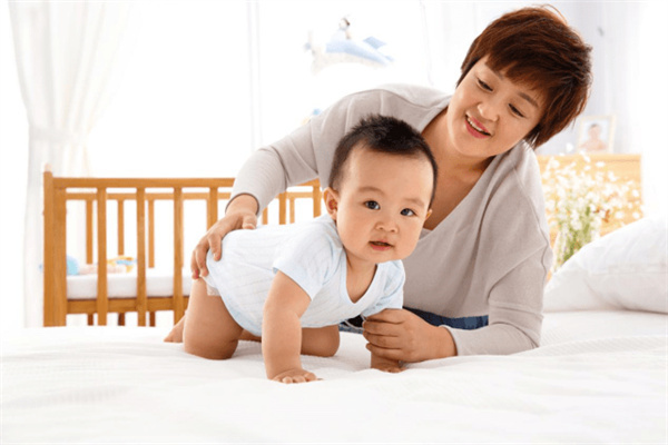 育嬰師的工作內容和職責是什么